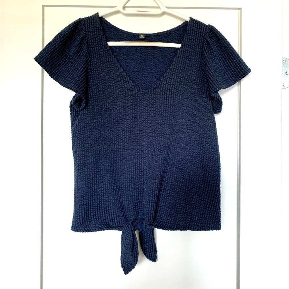 LAST CHANCE Black & Blue Front Tie Top